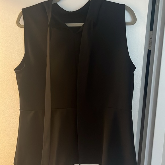 Ann Taylor black peplum top size L - Picture 2 of 5